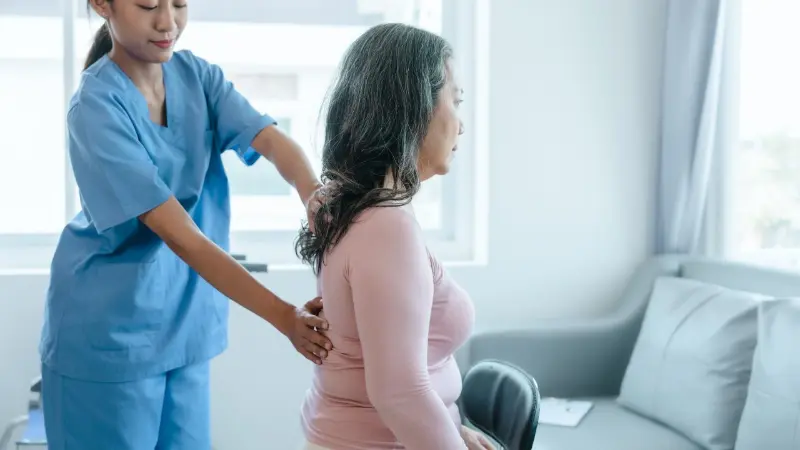 What are the Symptoms of Lumbar Hernia?